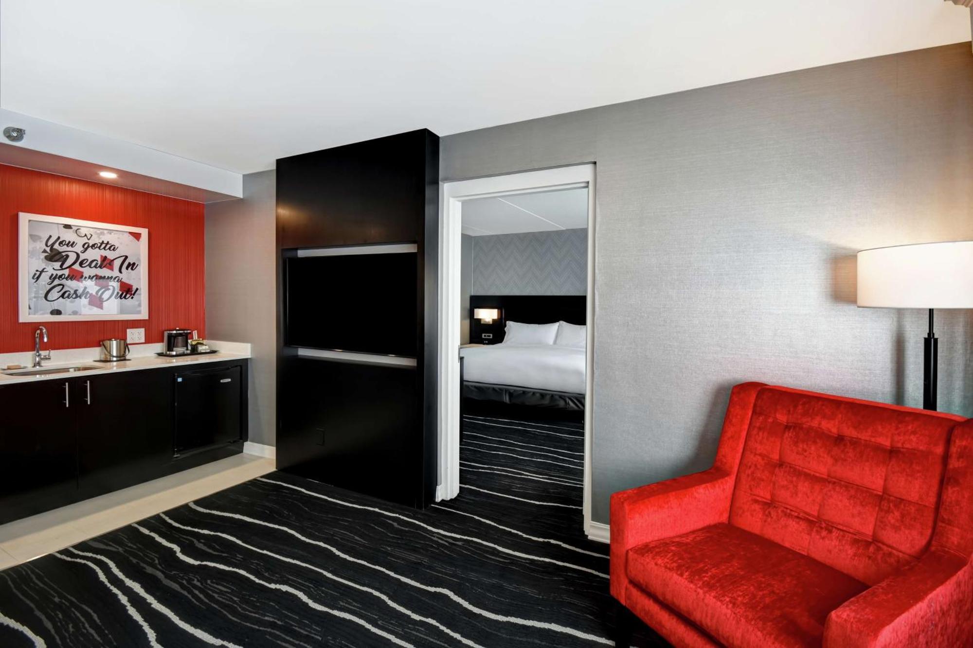 Doubletree By Hilton Deadwood At Cadillac Jack'S Bagian luar foto