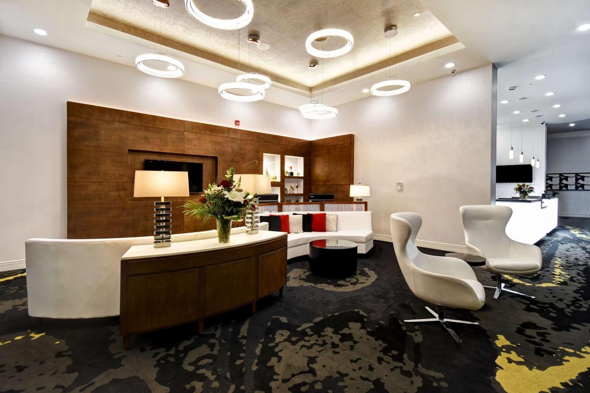 Doubletree By Hilton Deadwood At Cadillac Jack'S Bagian luar foto